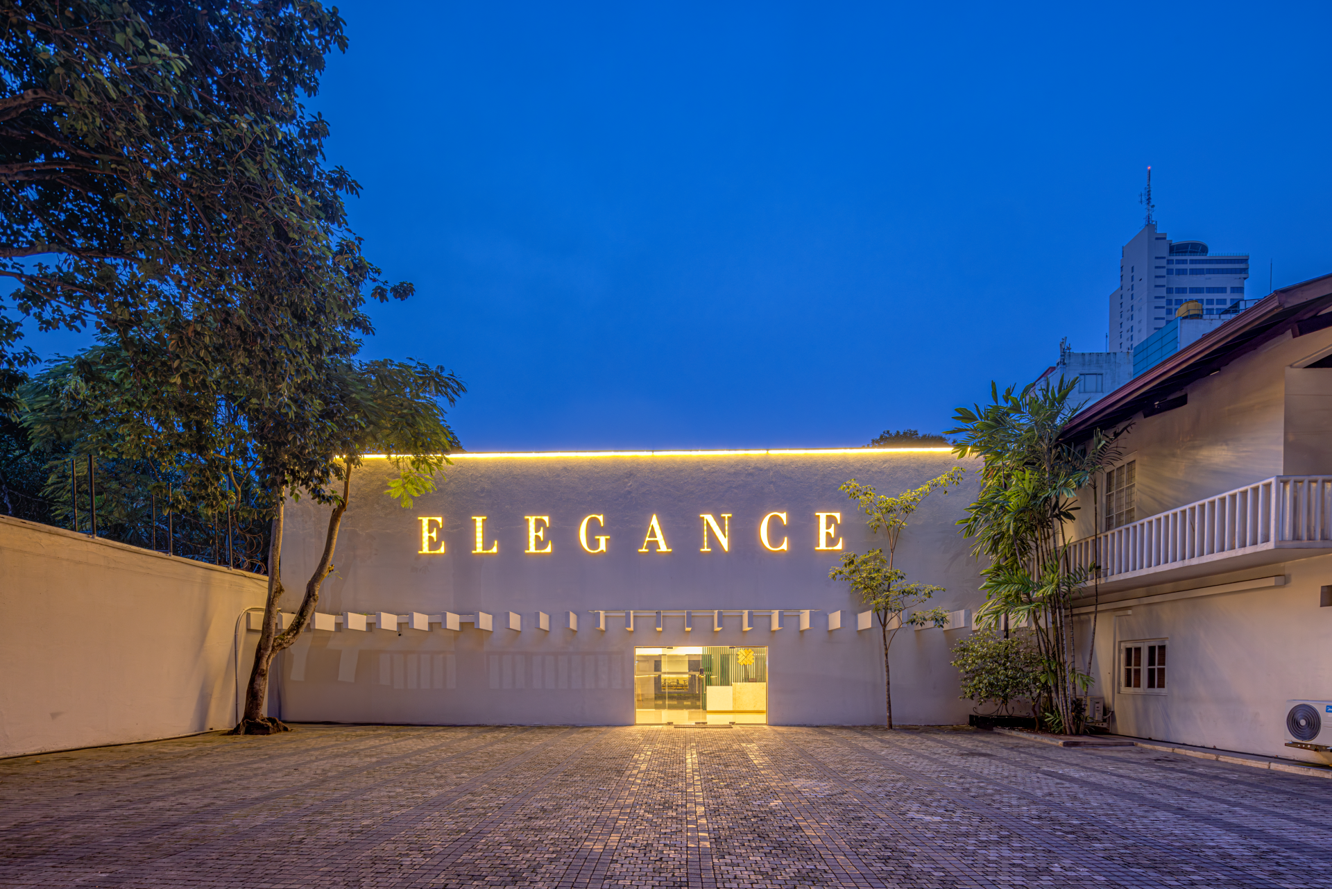 Elegance Workspaces image 4