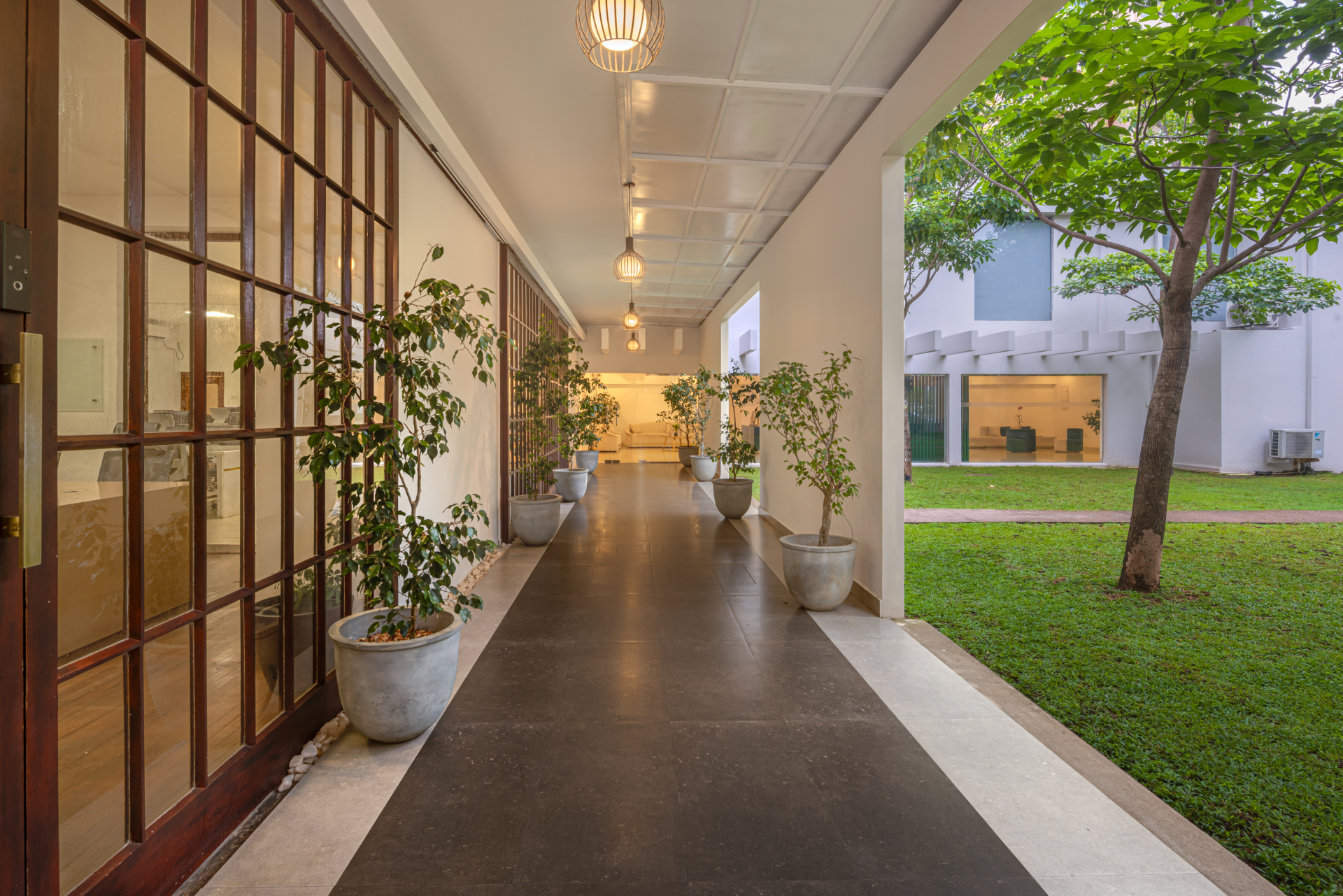 Elegance Workspaces image 3