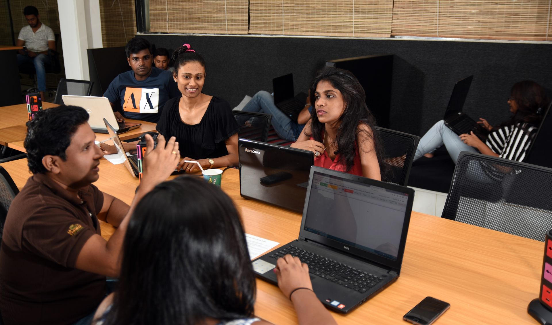 Mount Lavinia Business Hub image 3