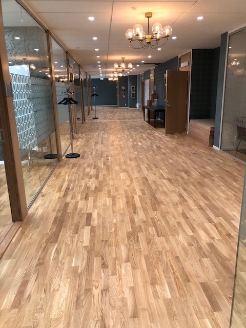 Business Center Eden image 4