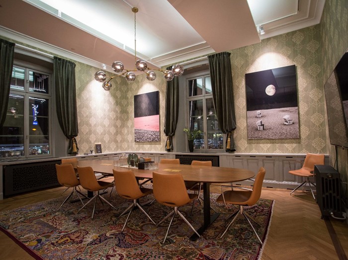 No18 Grand Central image 2