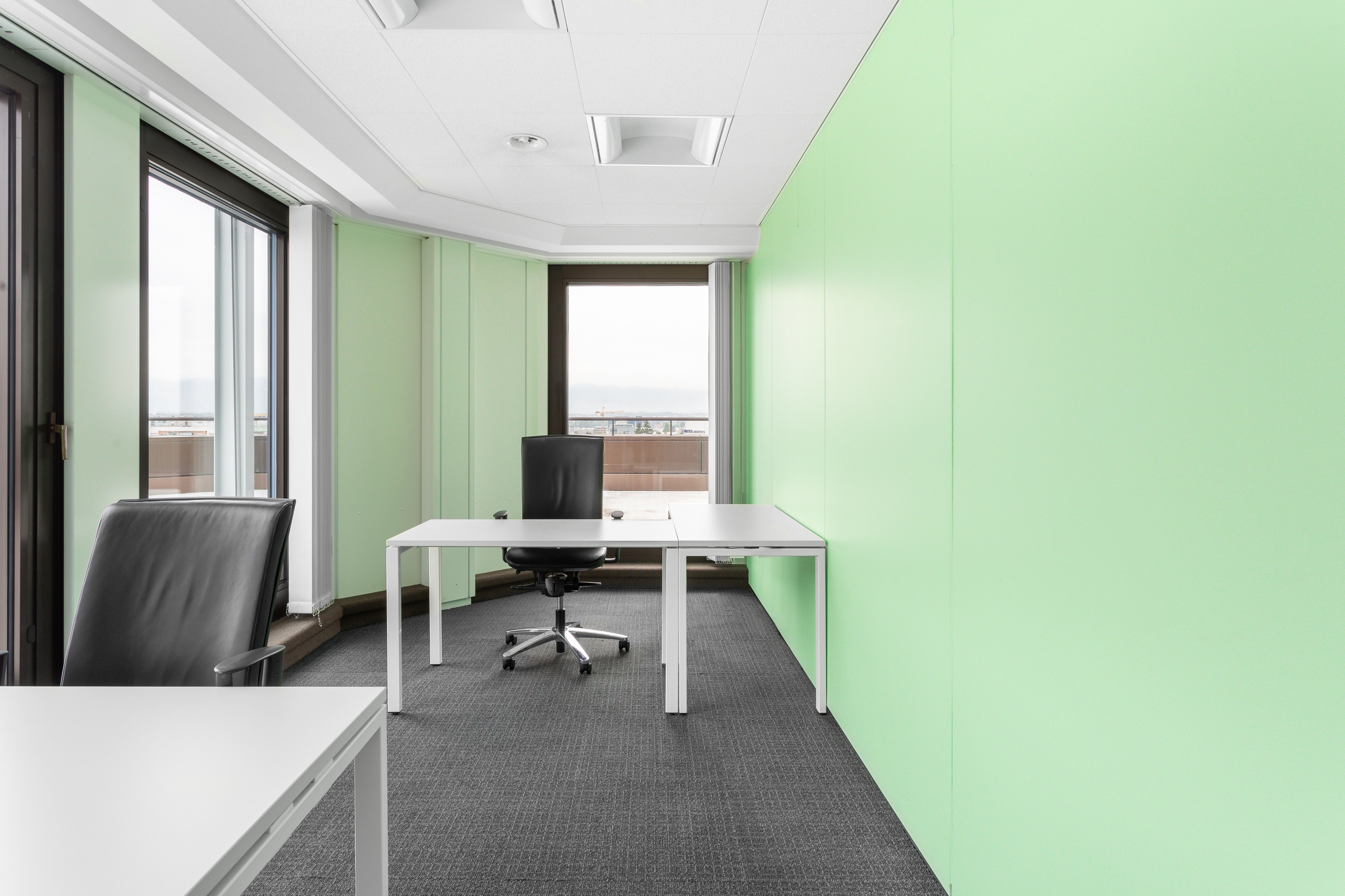 Regus - Geneva, Balexert Tower image 3