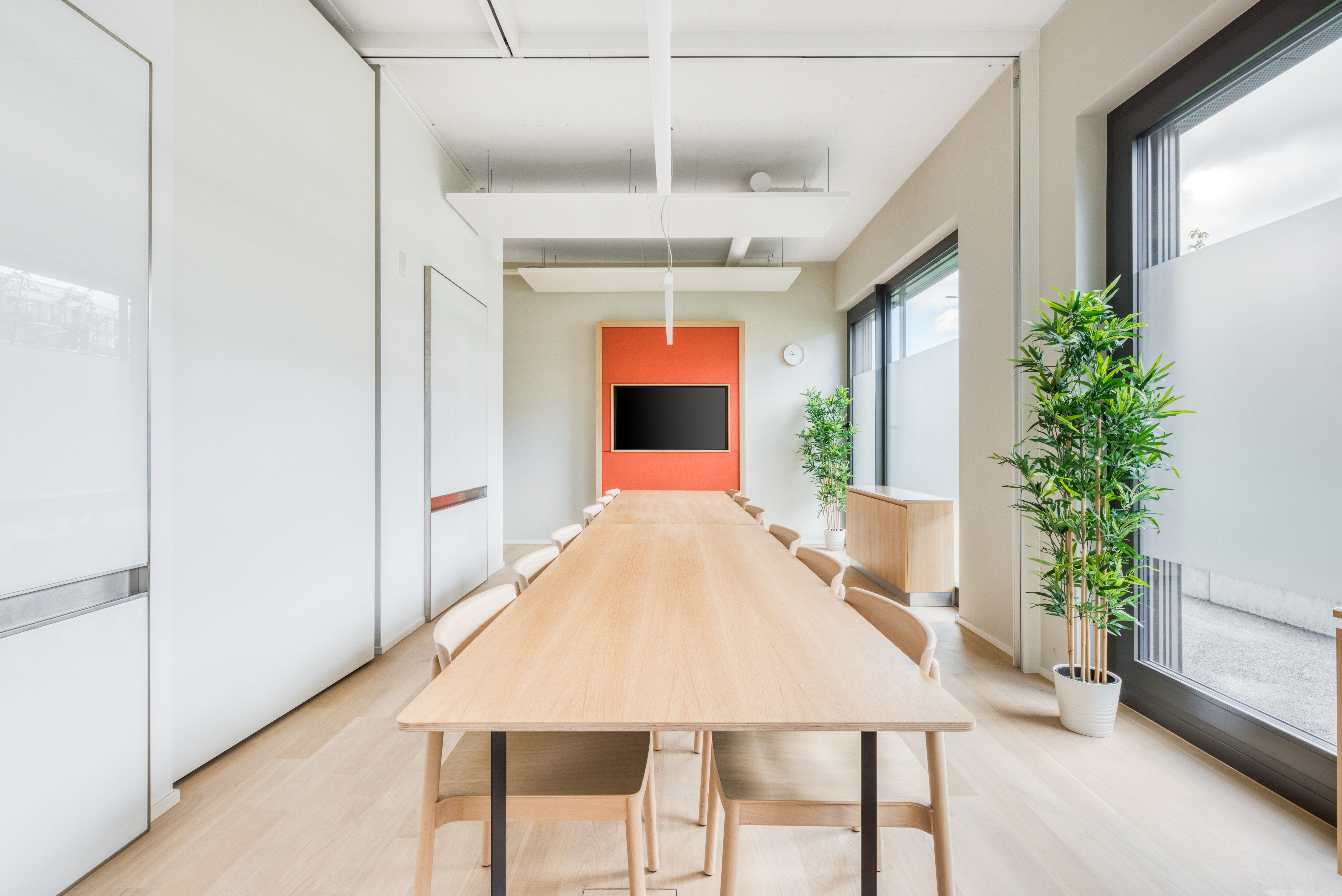 Regus - Geneva, Business Terminal image 4