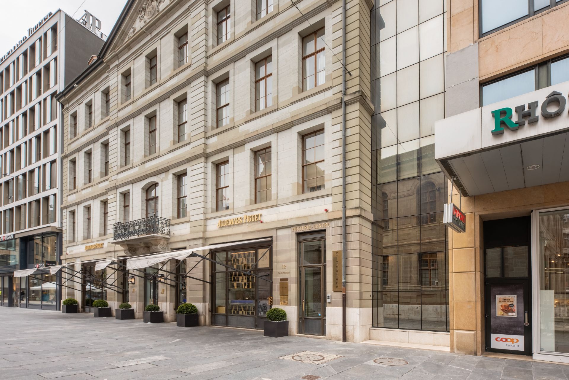 Signature - Geneva, Fusterie image 2