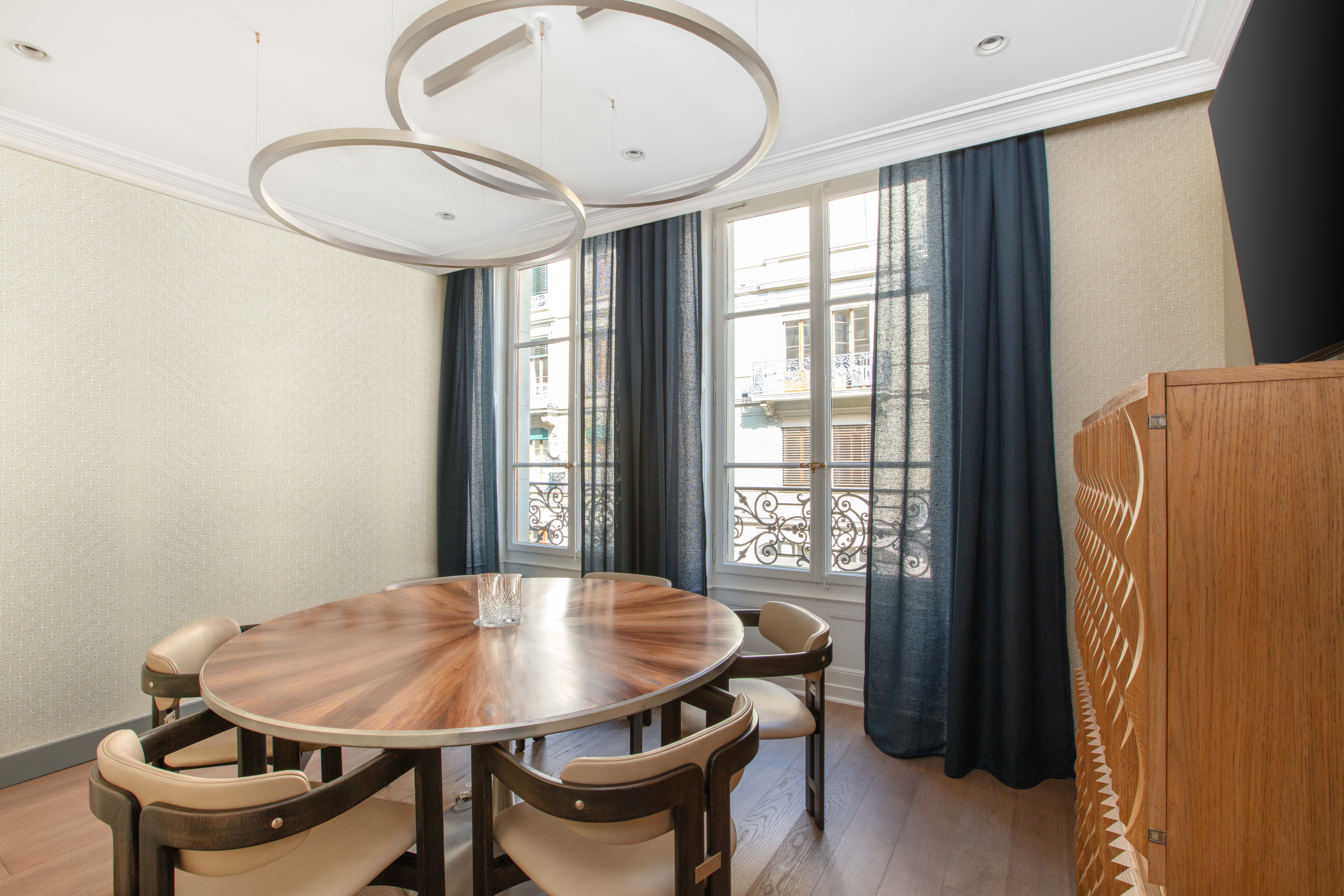 Signature - Quartier des Banques image 4