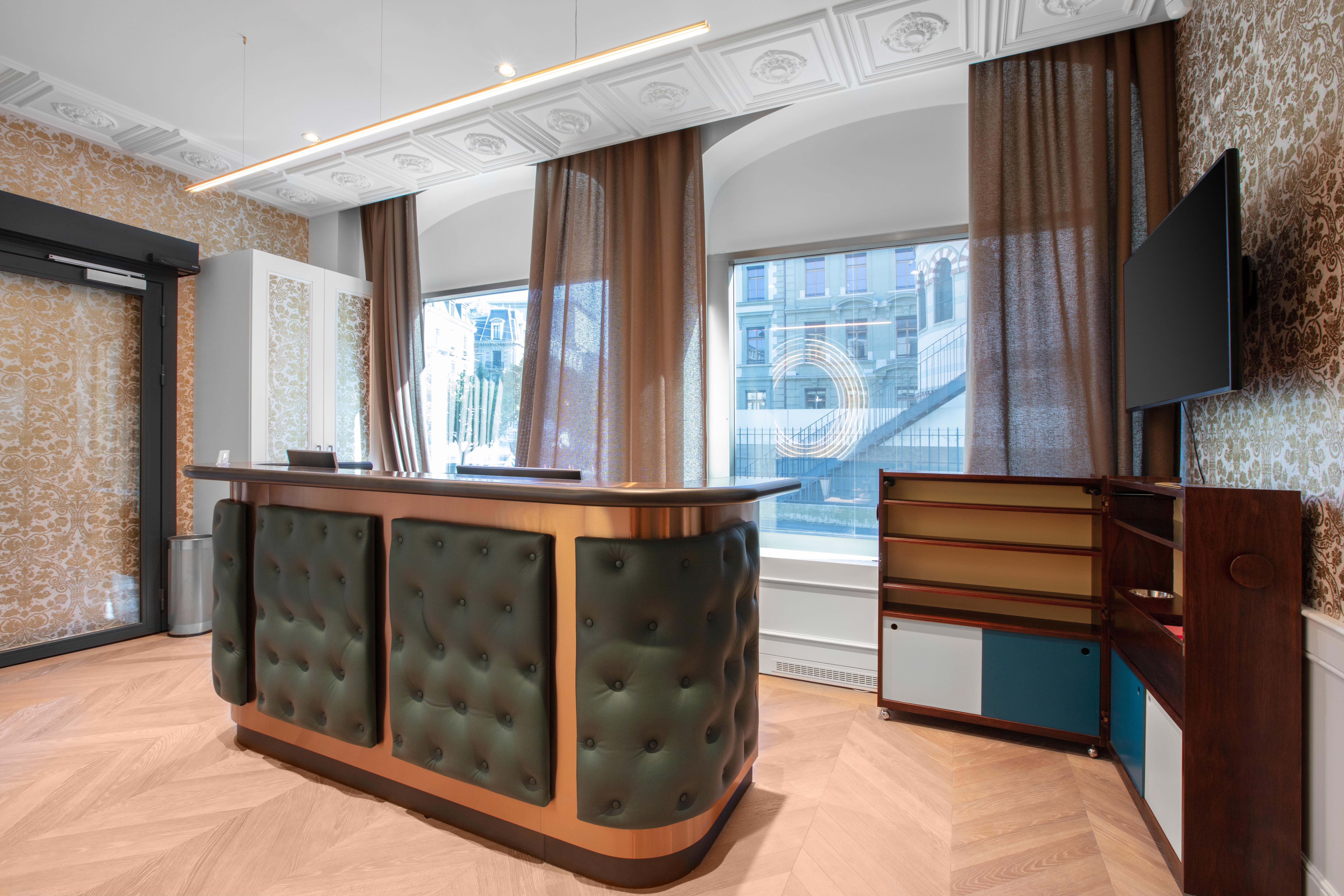 Signature - Quartier des Banques image 2