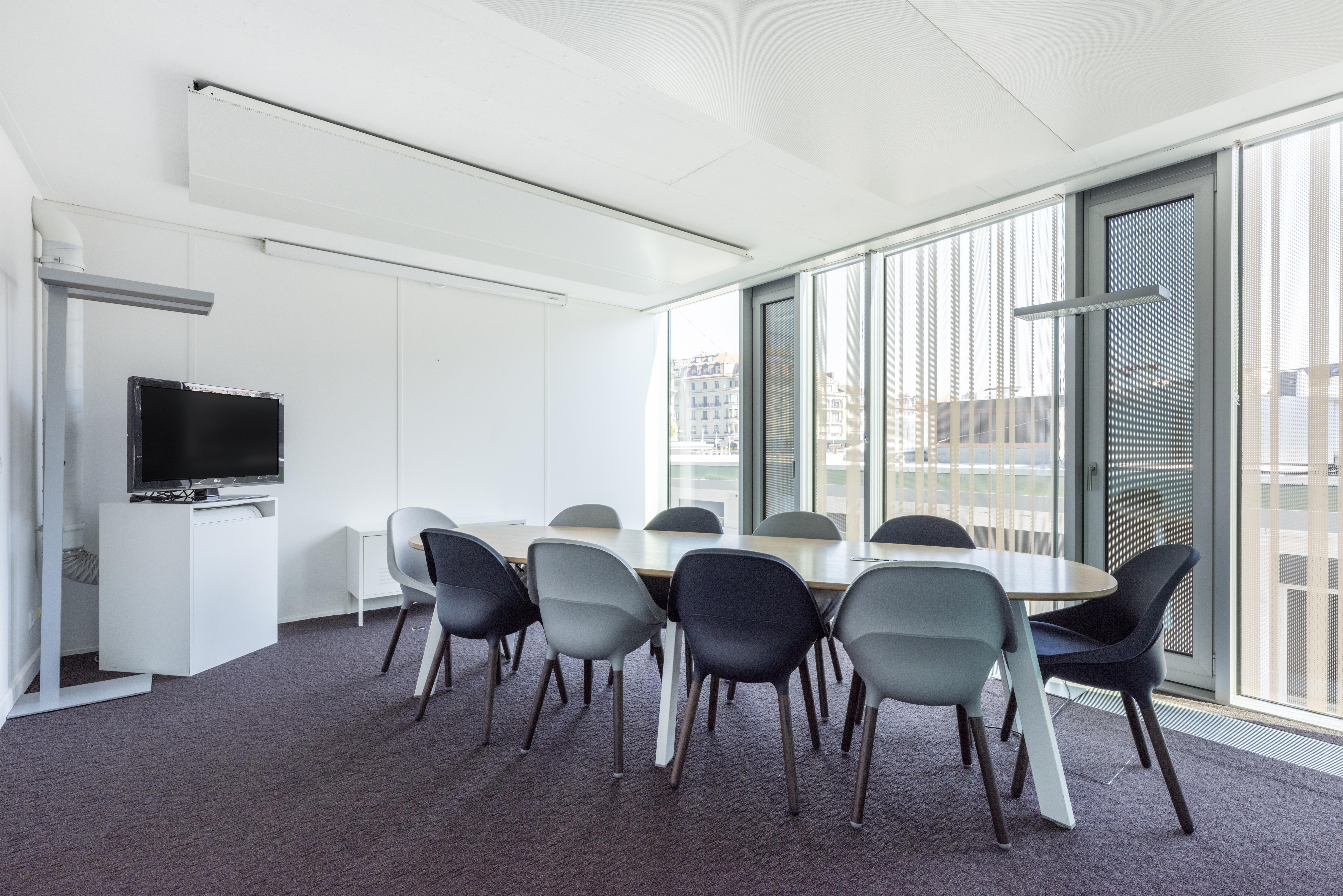 Regus - Lausanne, City Flon image 4