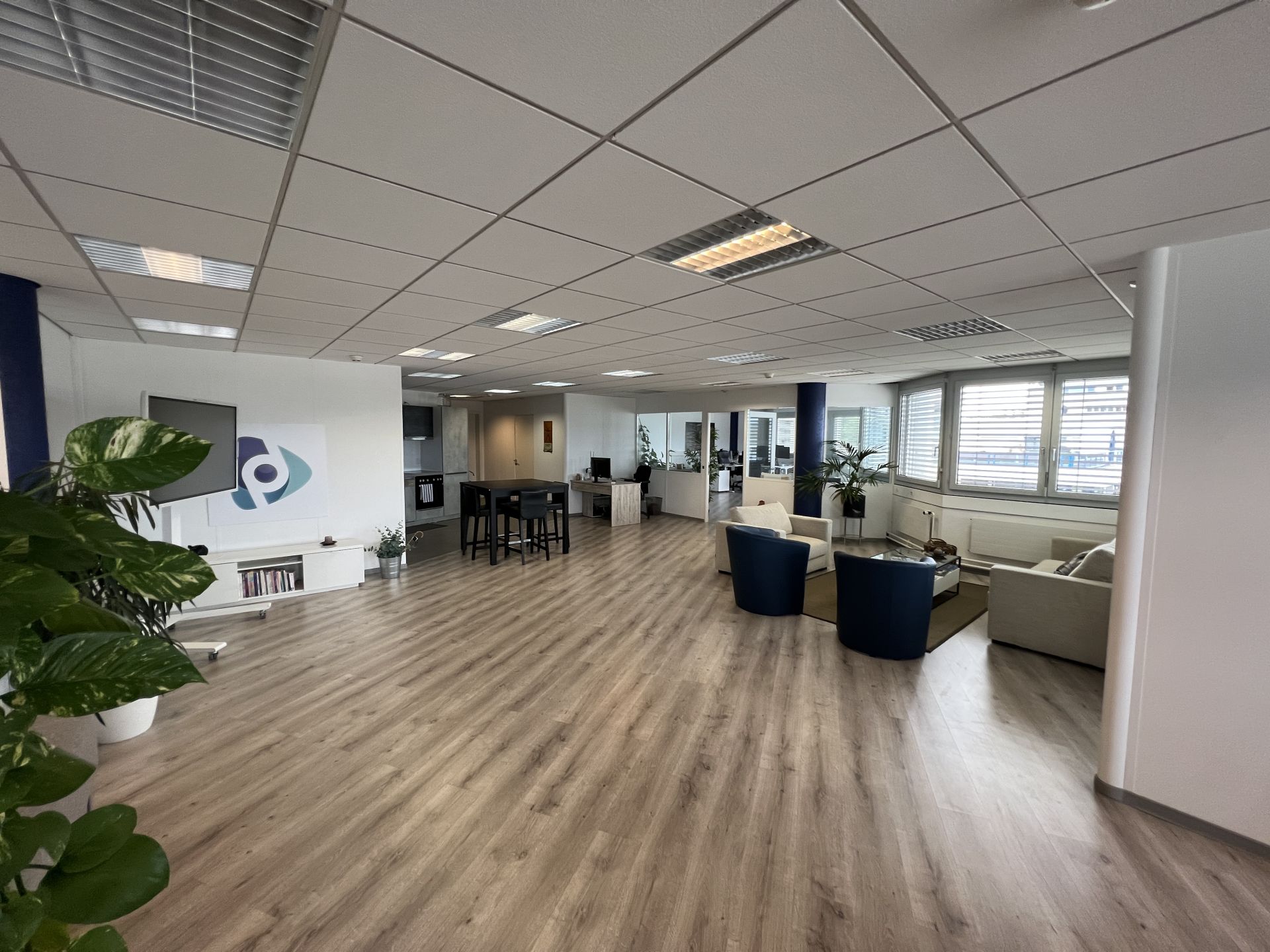 Play Digital image 2