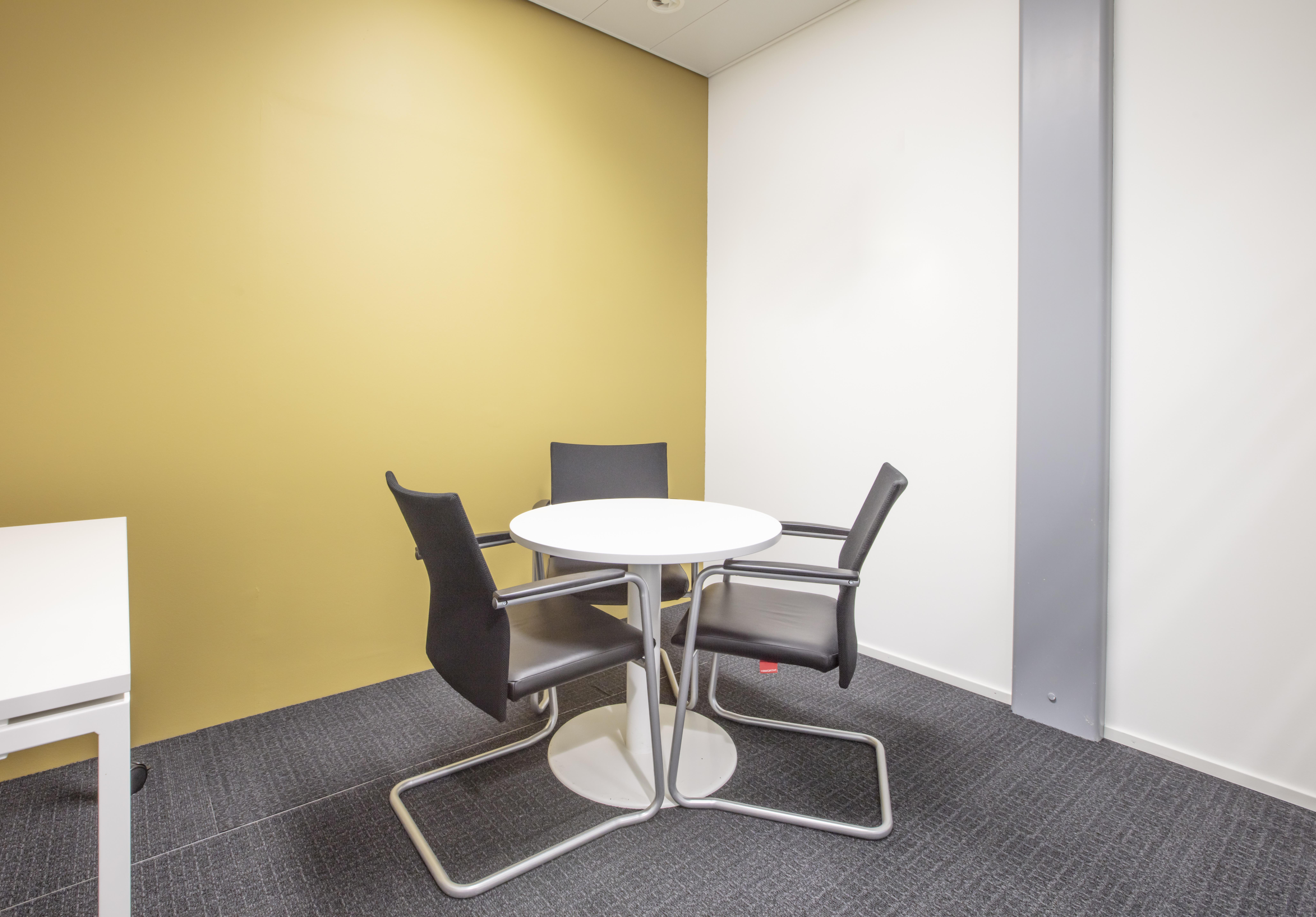 Regus - Schaffhausen, Lipo Park image 4