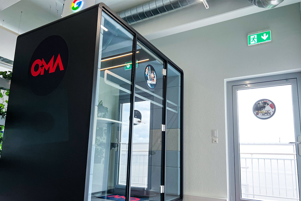 OMA`s Wohnzimmer image 2