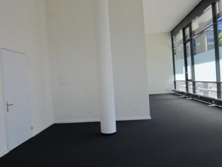 Premium Business Center image 3