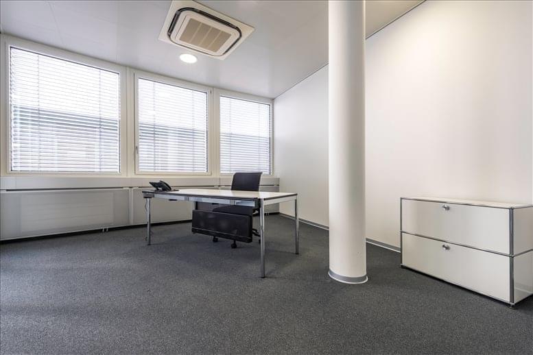 Premium Business Center image 5