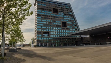 Premium Business Center image 1