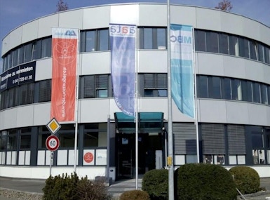 Vexaro AG Business Center Zug image 4