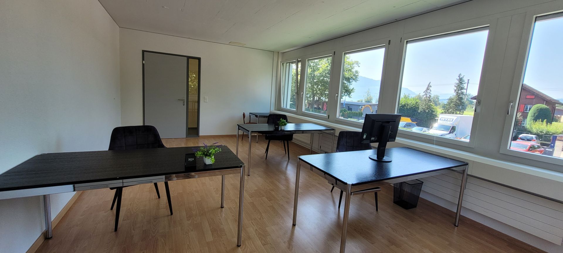 Coworking Near Lake Zug image 4