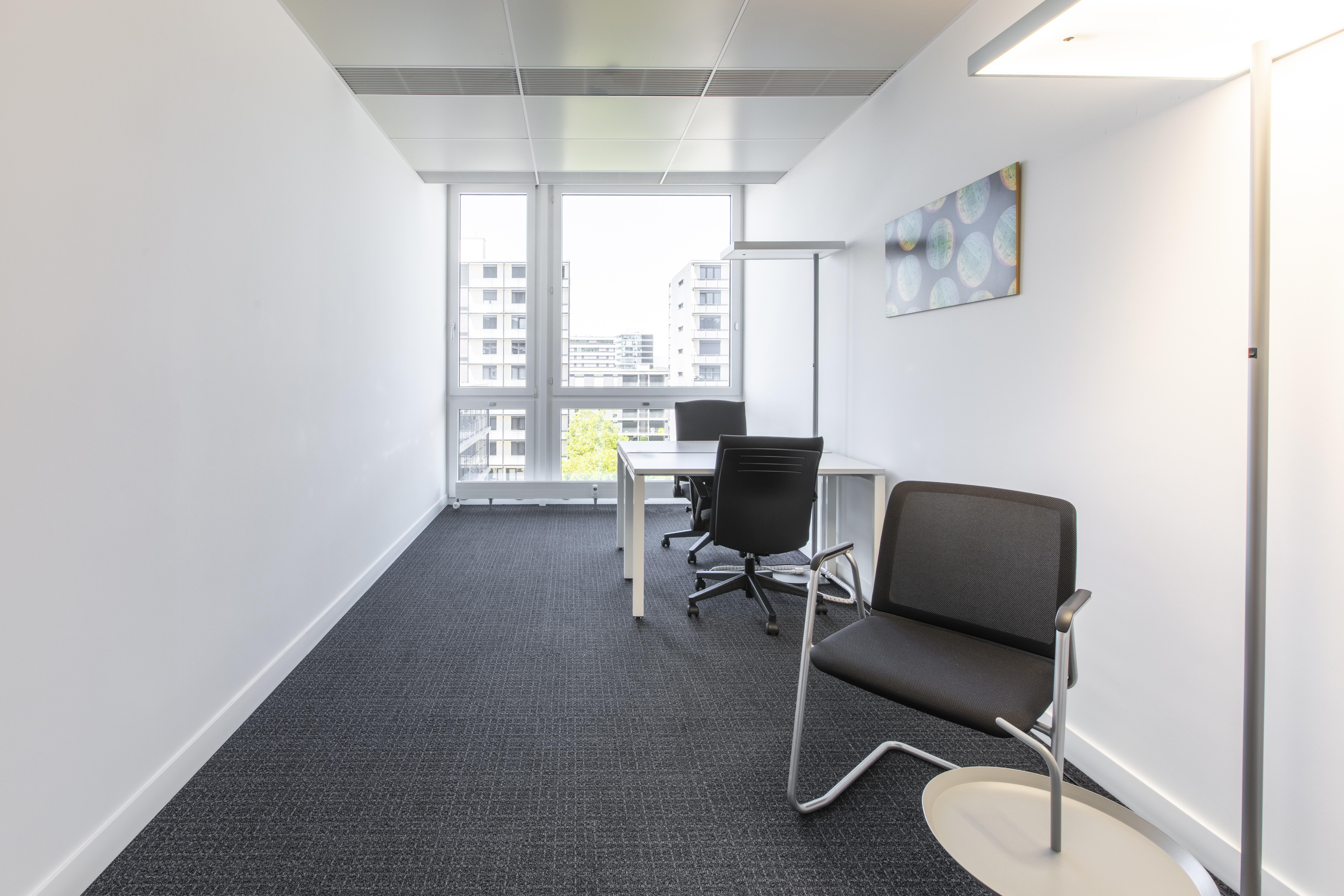 Regus - Zug, Baarerstrasse image 3
