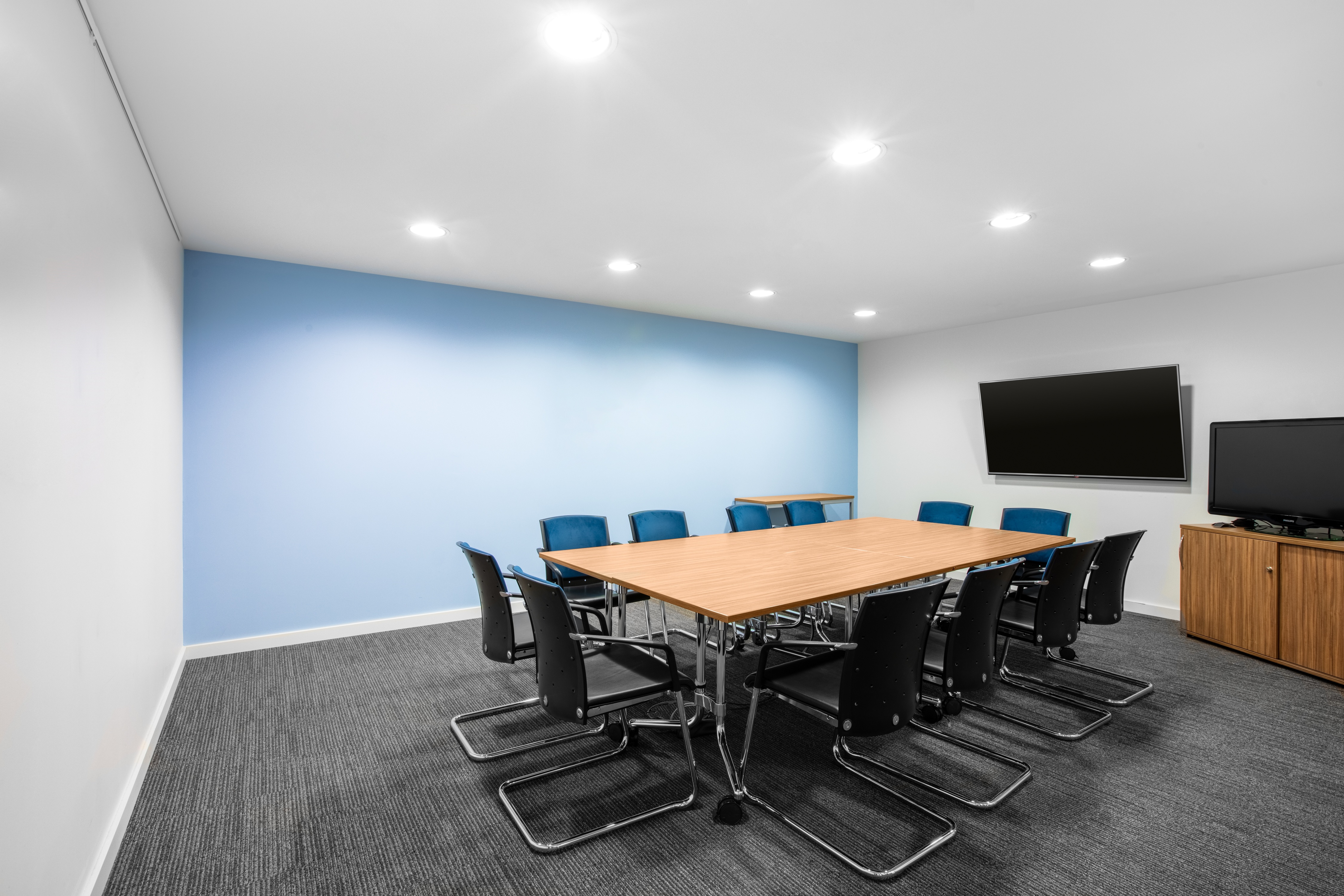 Regus - Zug, Metalli image 4