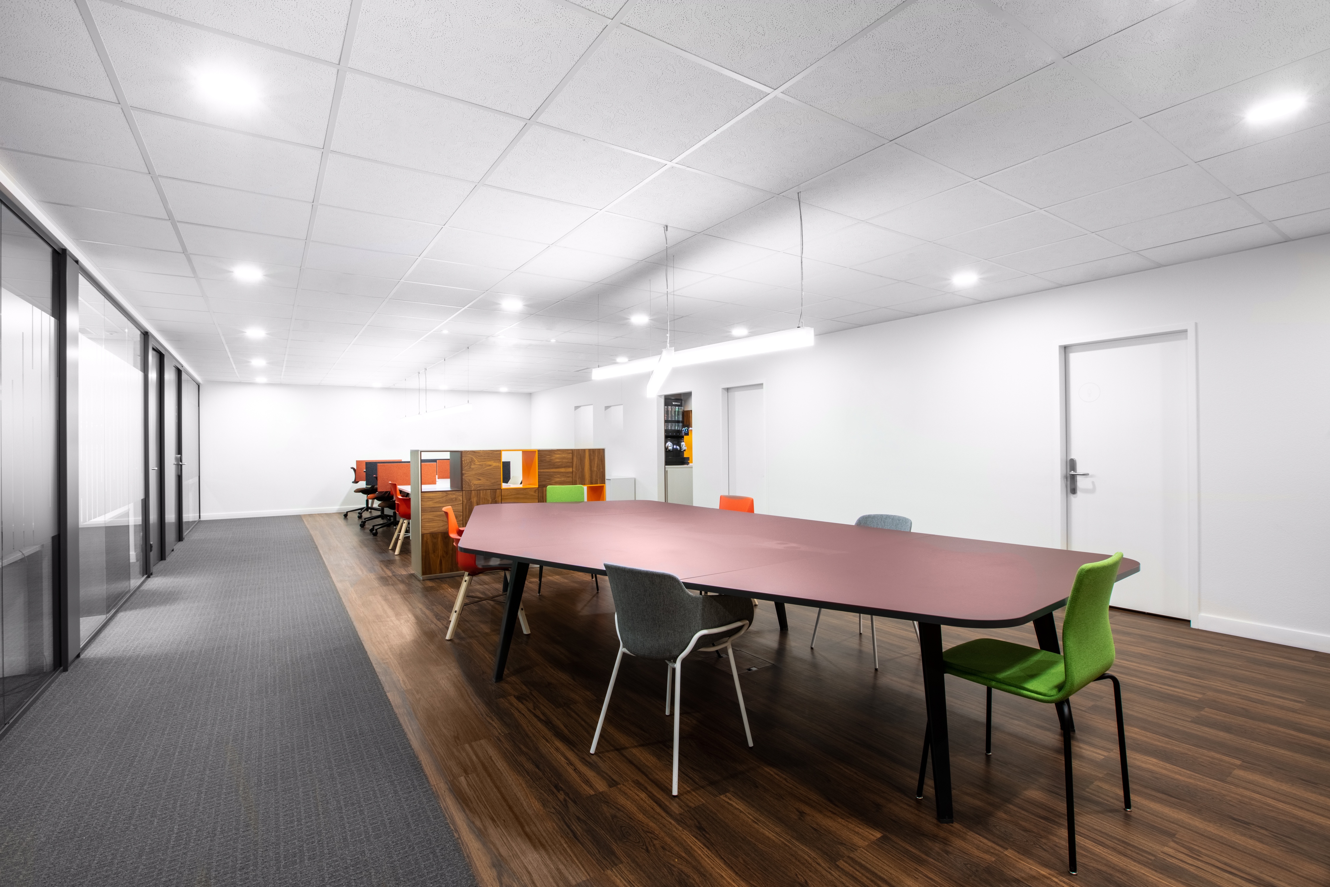 Regus - Zug, Metalli image 3