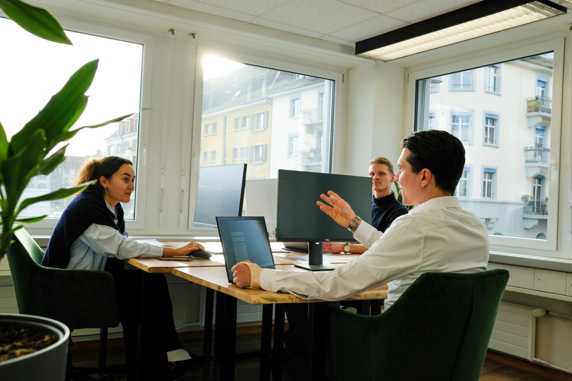 COECO Coworking Spaces image 3