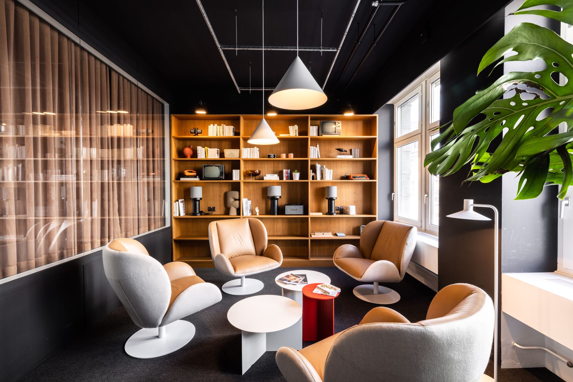 HeadsQuarter - The Historic image 2