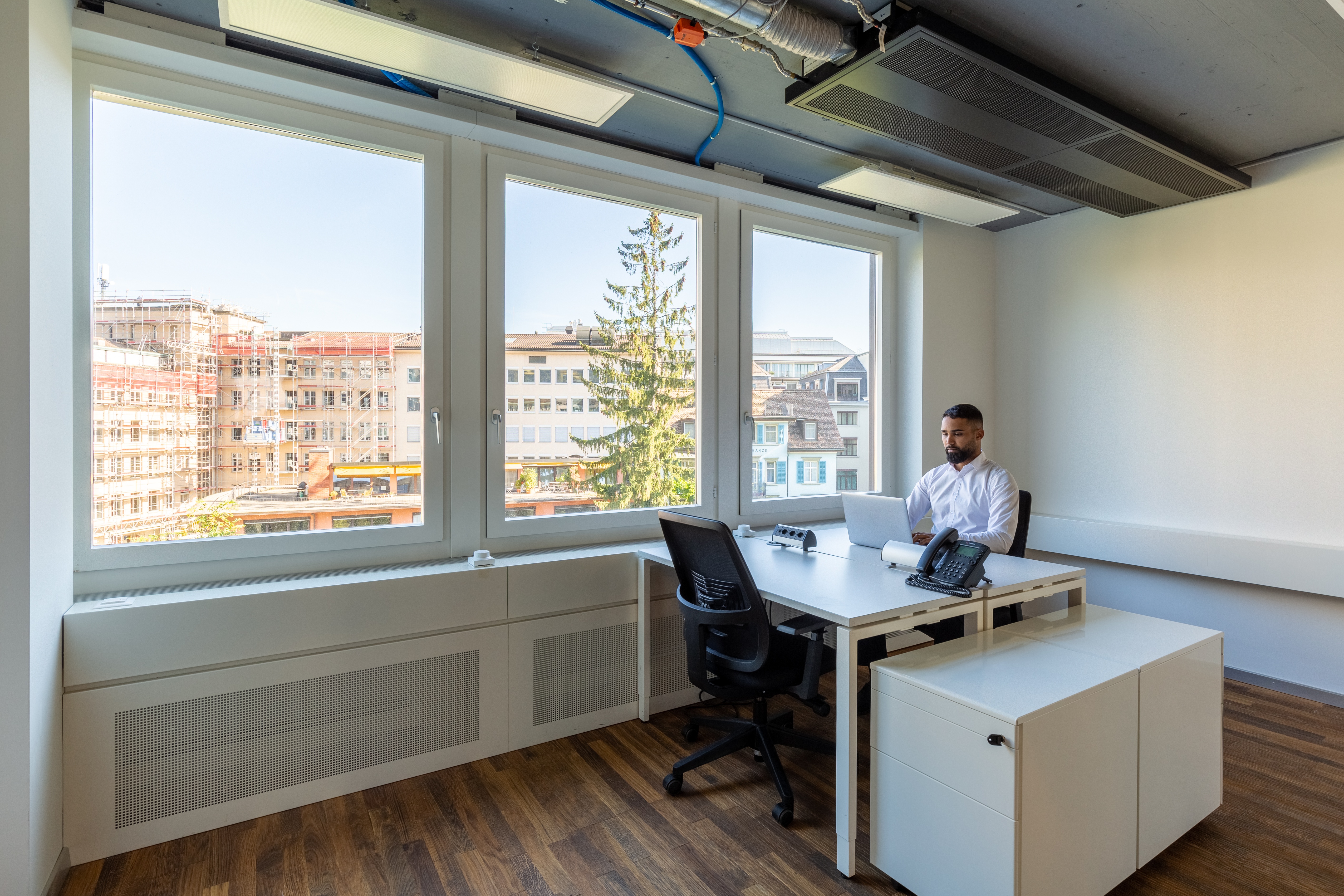 Spaces - Zurich, Bleicherweg (Spaces) image 2