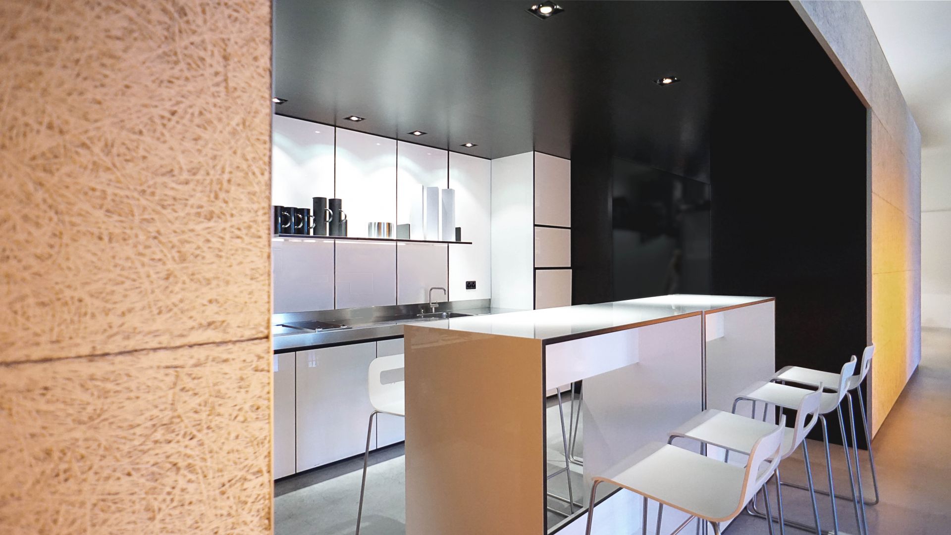 Supertanker Zurich Binz image 2