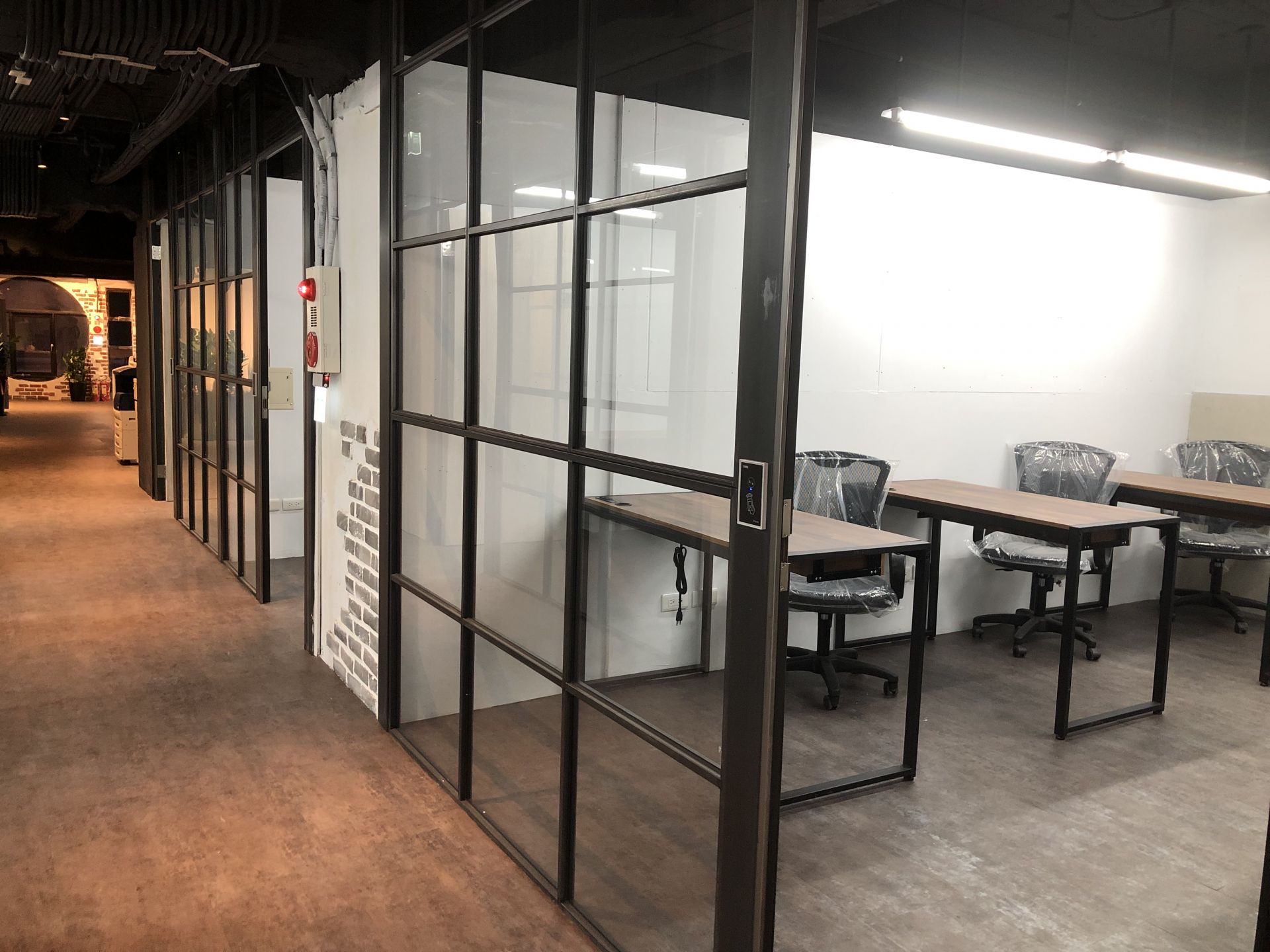 Buffett International Business Center image 3