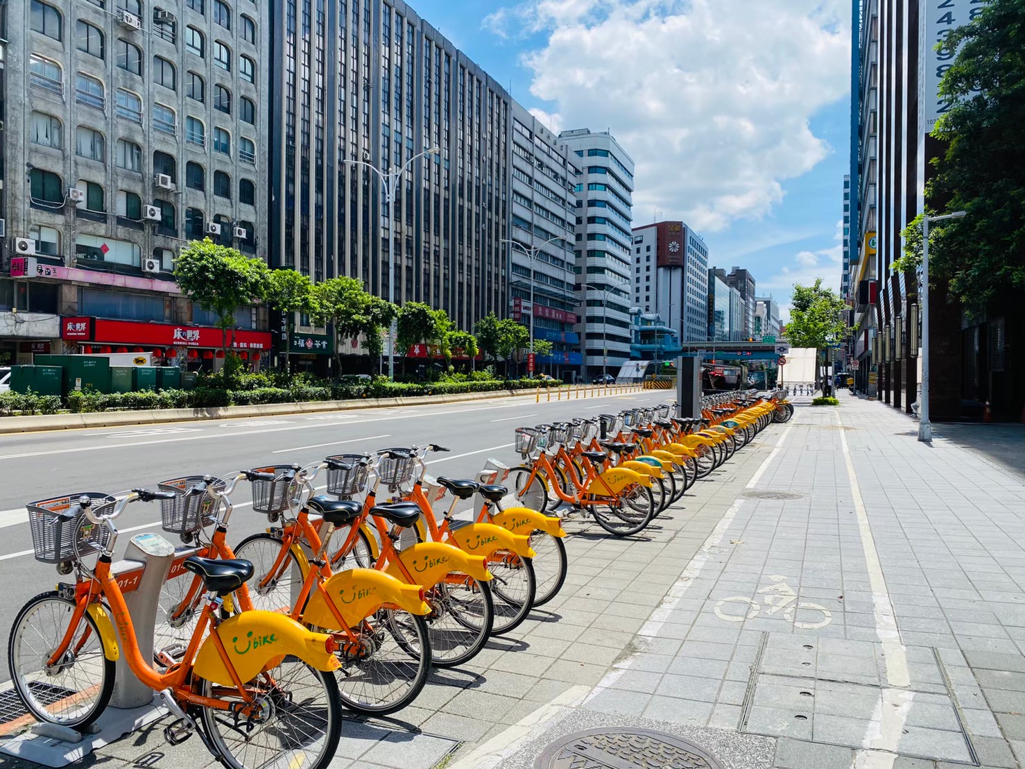 Doplin Business Center 2 (Nanjing Fuxing Metro Station G16/BR11) image 2