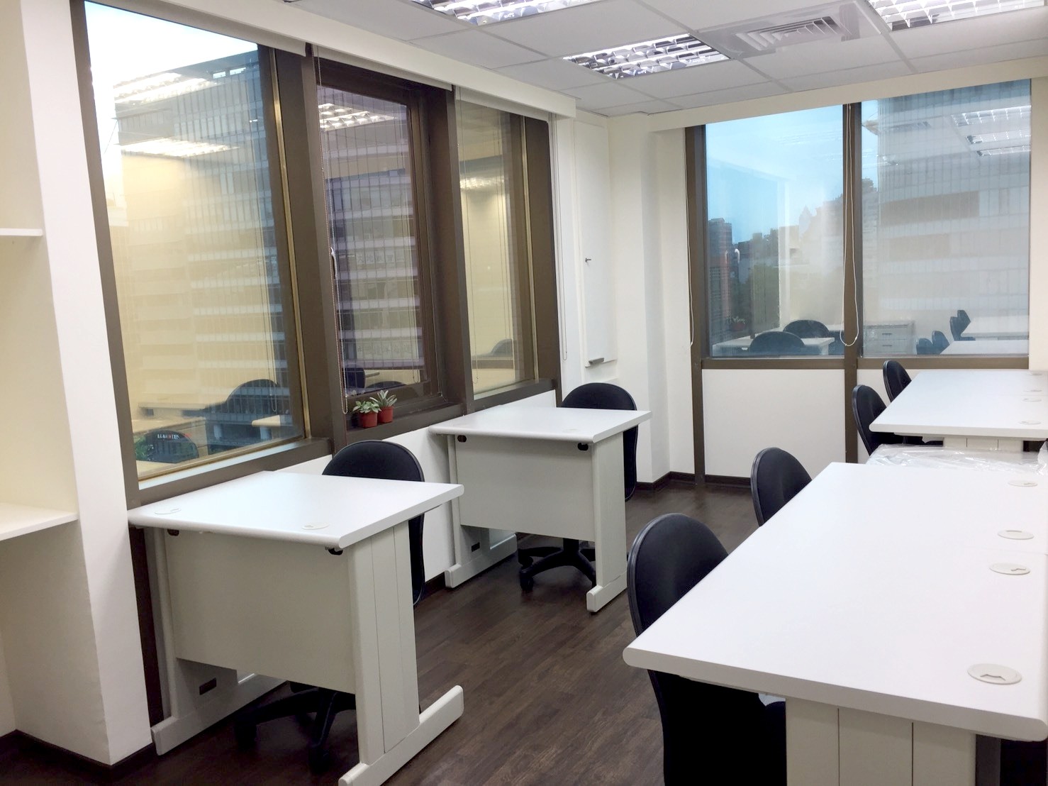 Doplin Business Center (Taipei Arena Metro Station G17) image 4