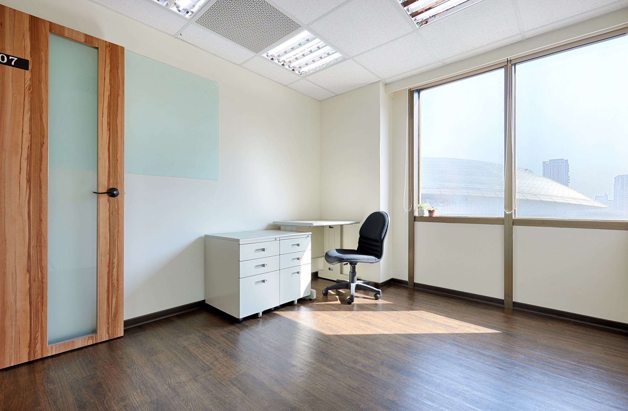 Doplin Business Center (Taipei Arena Metro Station G17) image 3