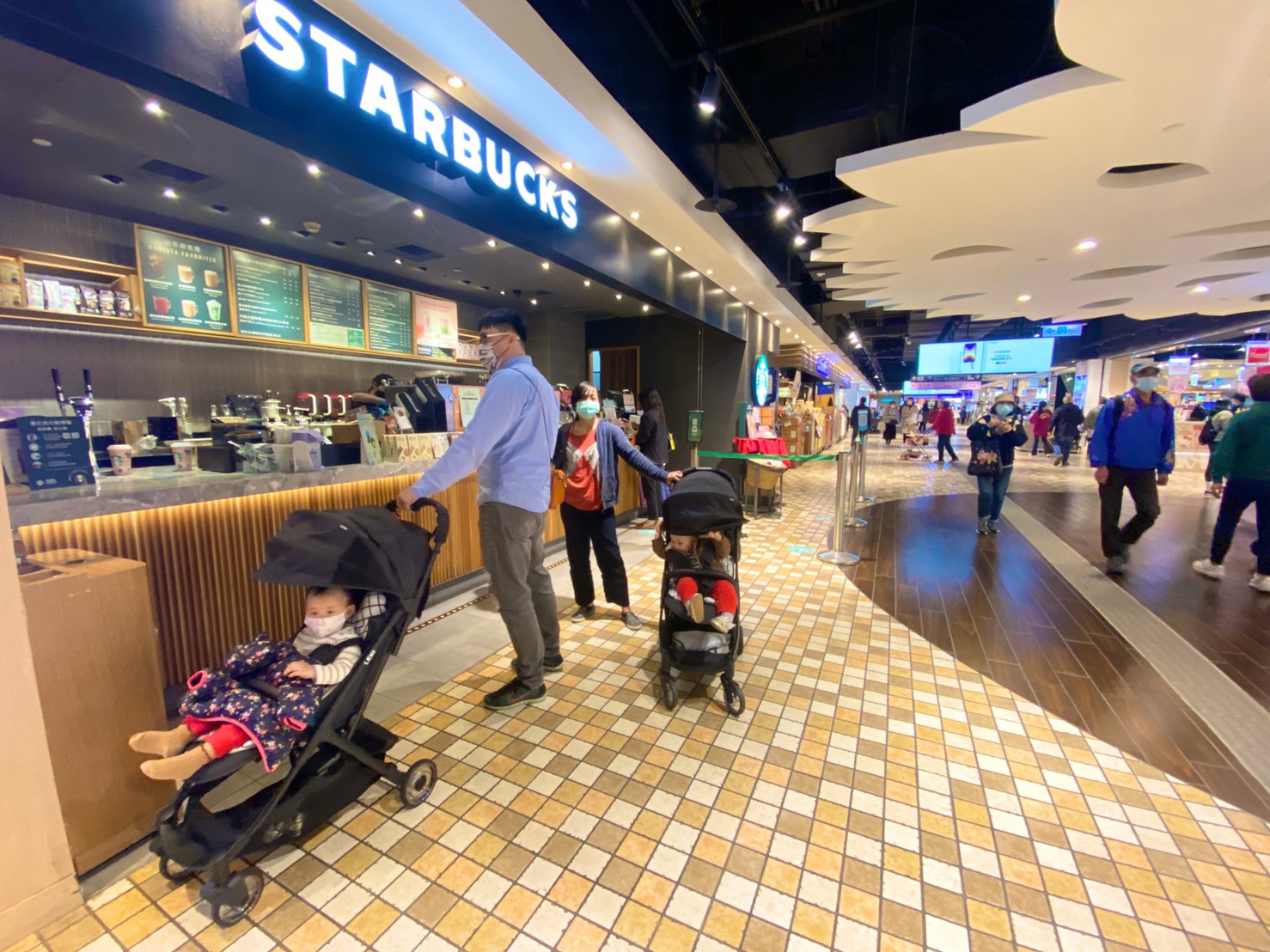 Doplin Business Center (Taipei City Hall Metro Station BL18) image 4