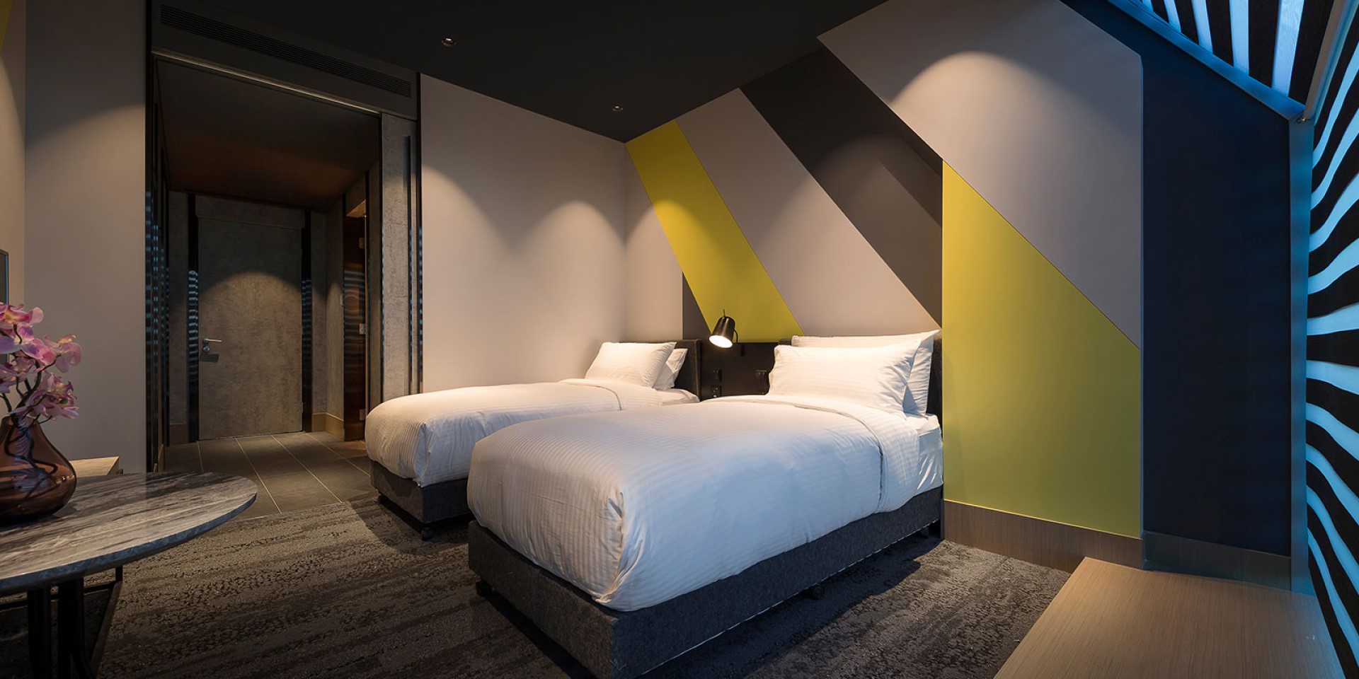 Plaza Premium Lounge (Zone A, International Departures) / Taipei image 2