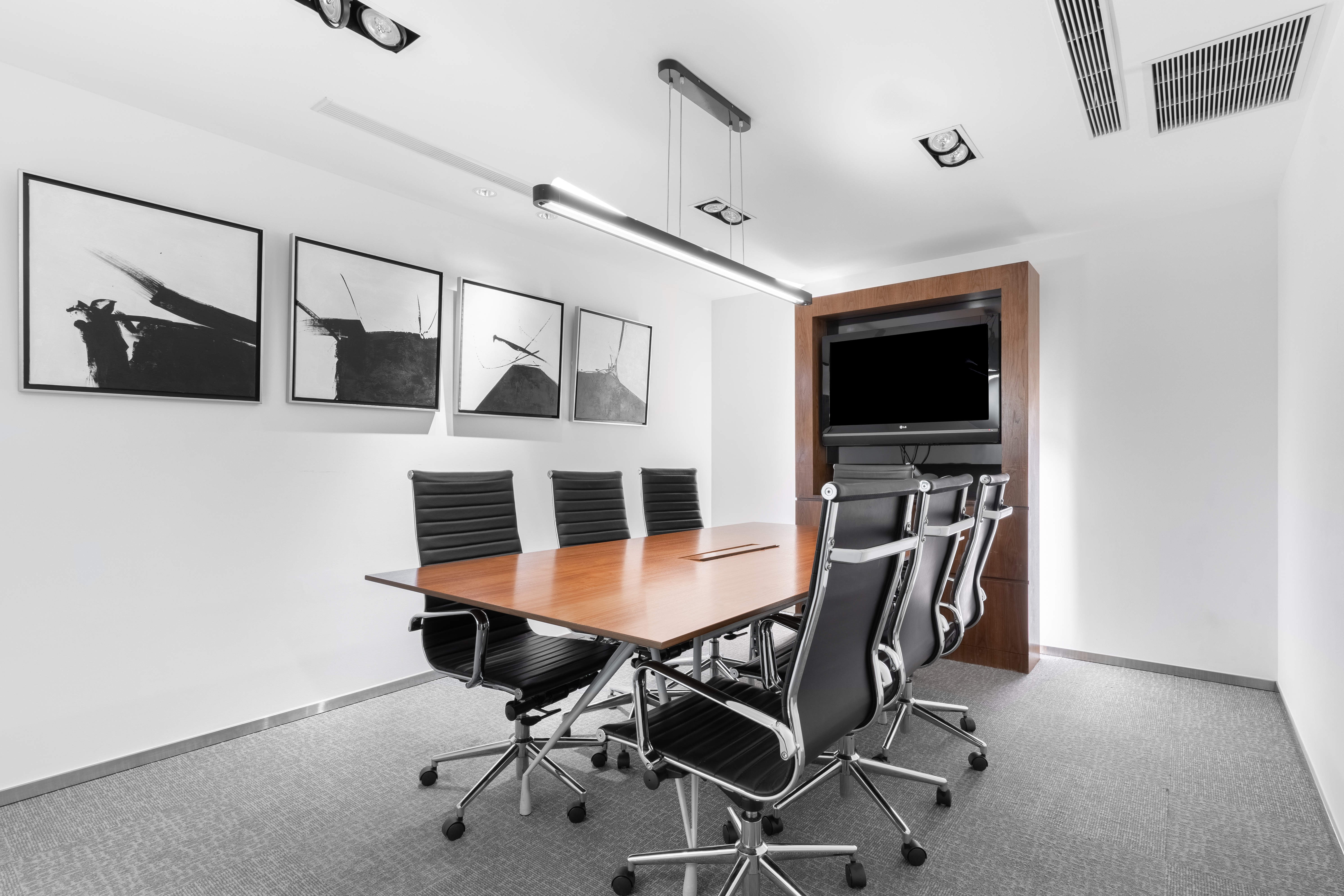 Regus - Taipei Manhattan image 4