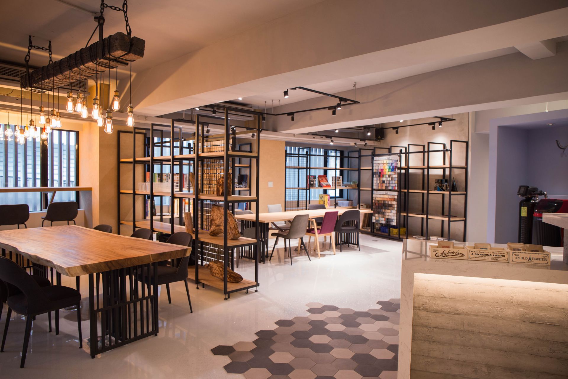 ShihJing Coworking Space image 4