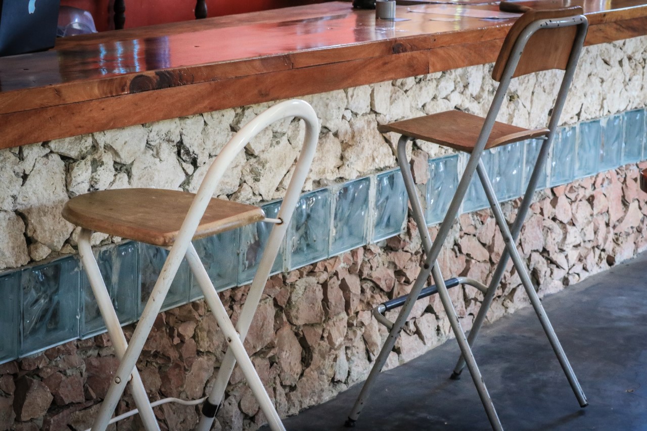 Yellow Card Cafe Apartment & Bungalows image 5