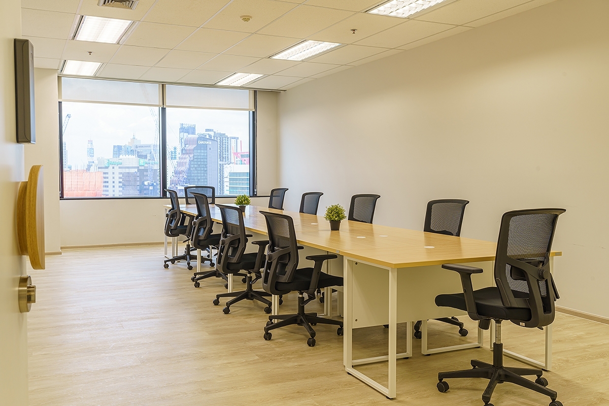 Linuxx Serviced Office - Emporium Tower 21st Fl., Phrom Phong Branch image 5