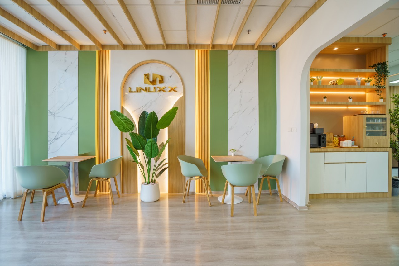 Linuxx Serviced Offices image 3