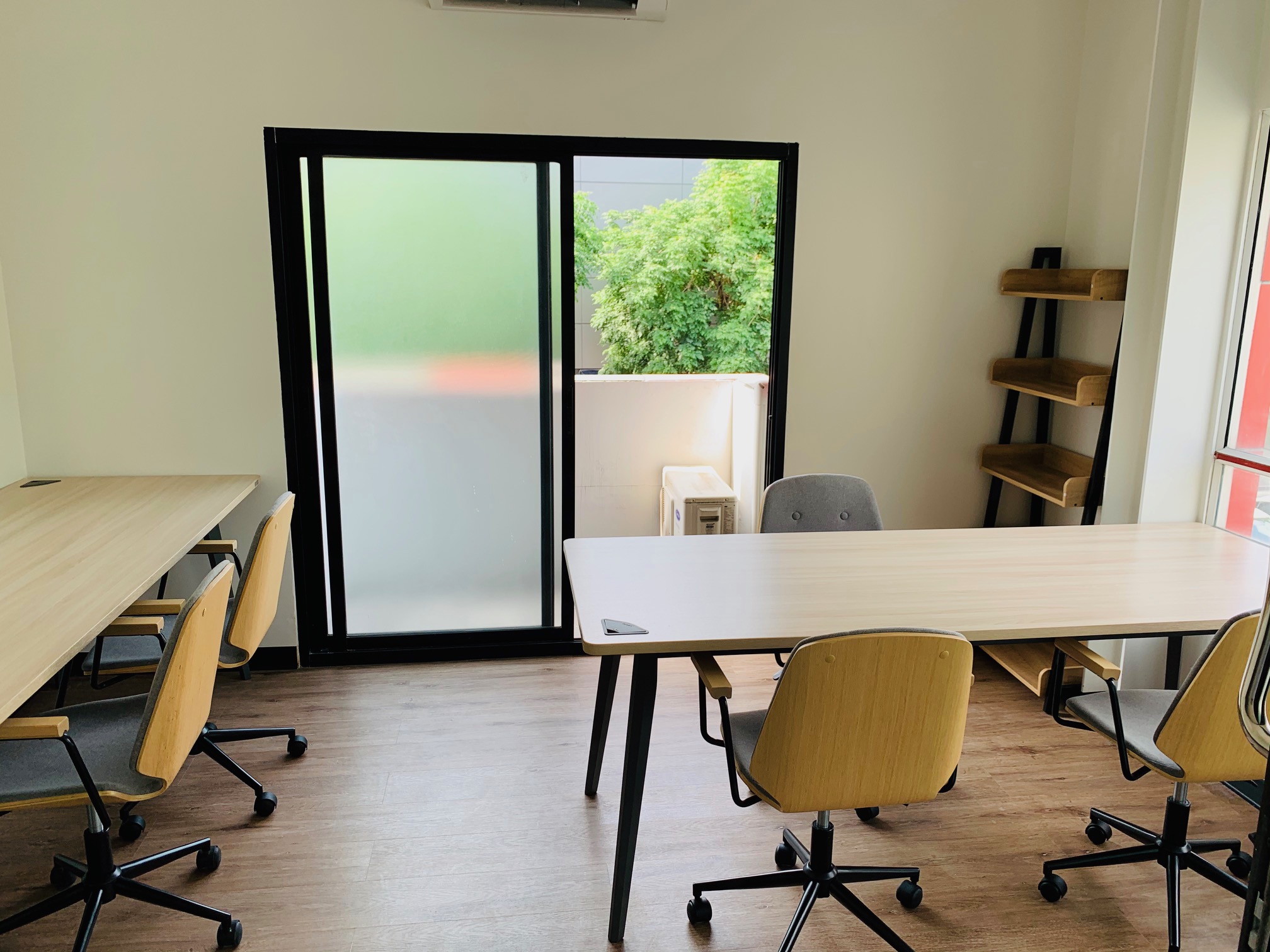 Makers Work Sukhumvit image 4