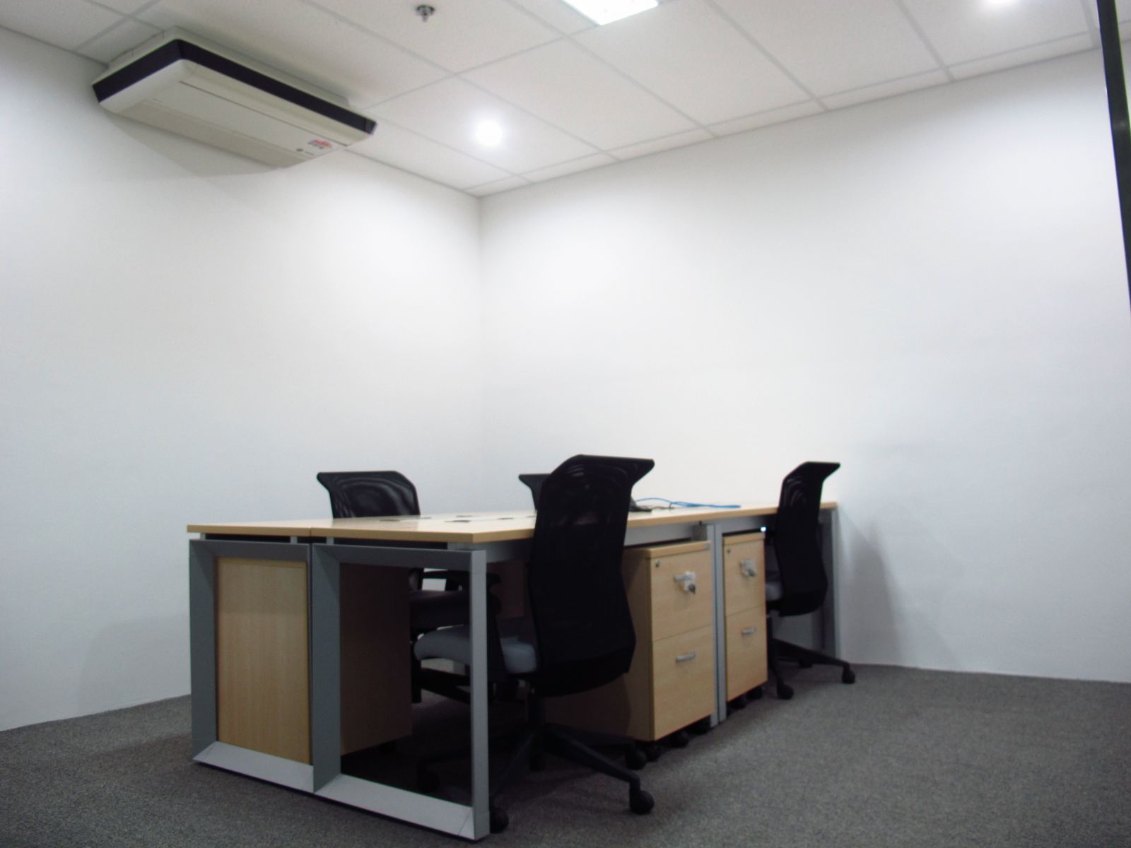 METICULOUS OFFICES image 3