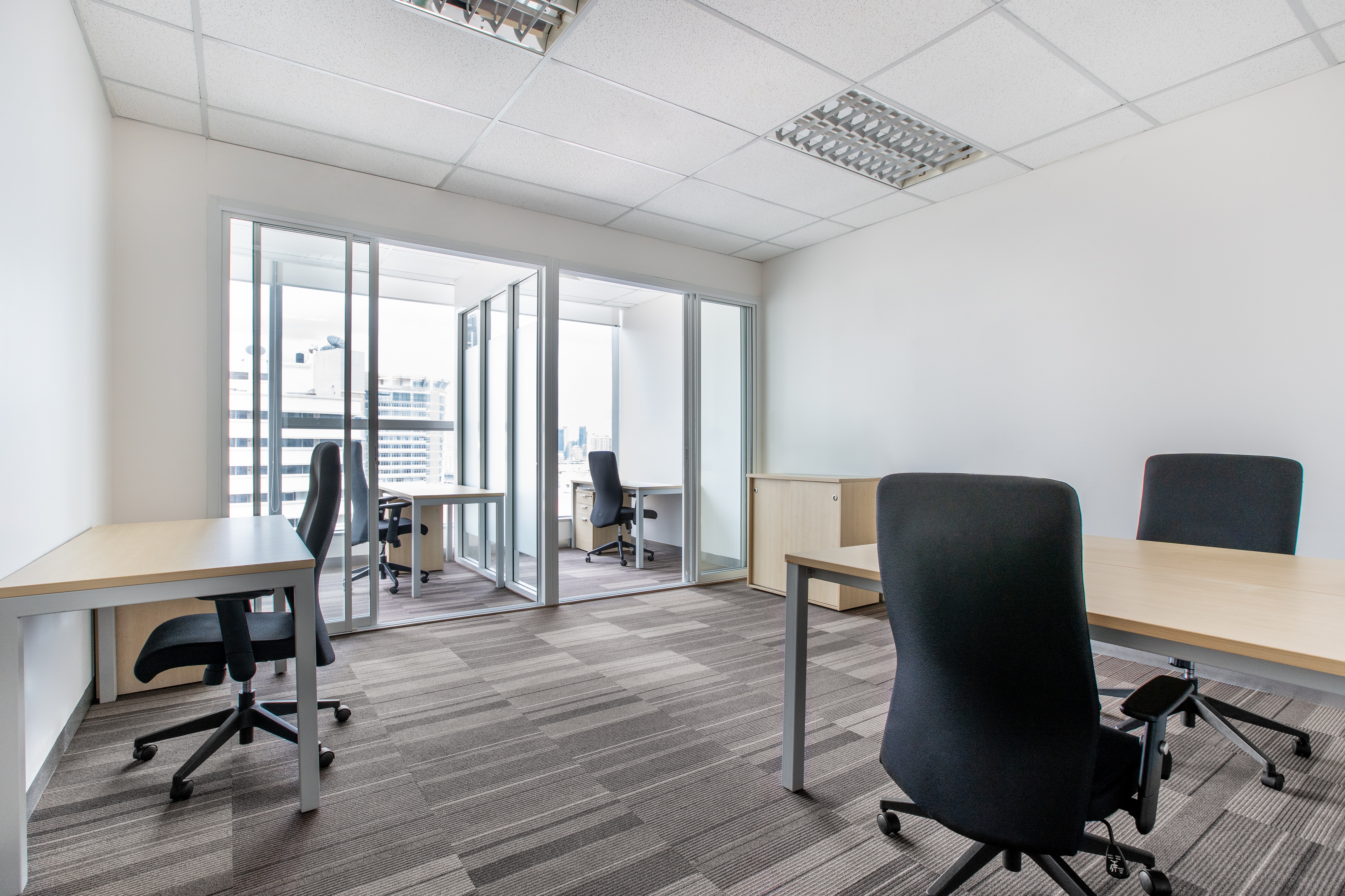 Regus - Bangkok, Central Tower image 3