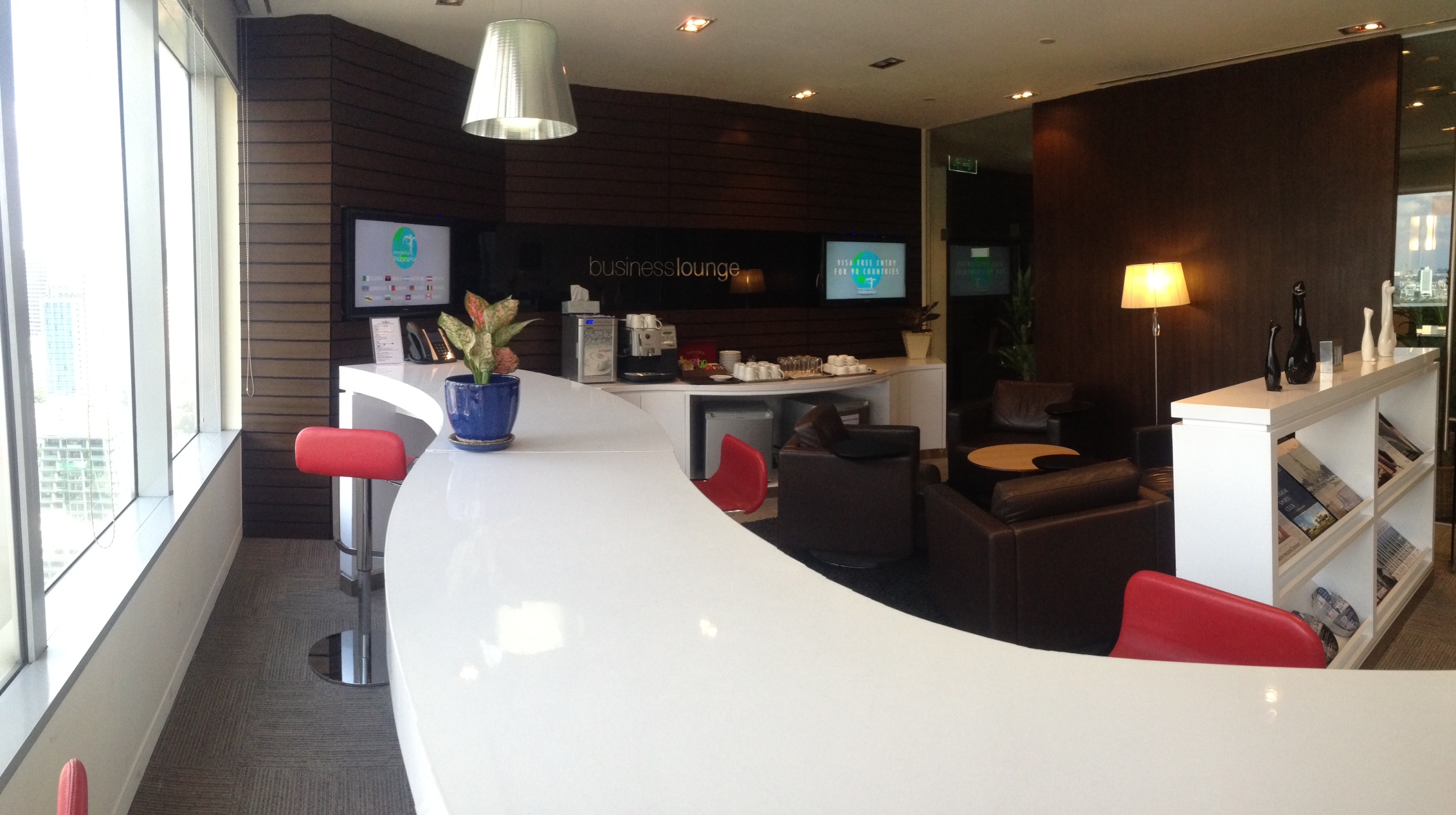 Regus M Thai Tower image 4