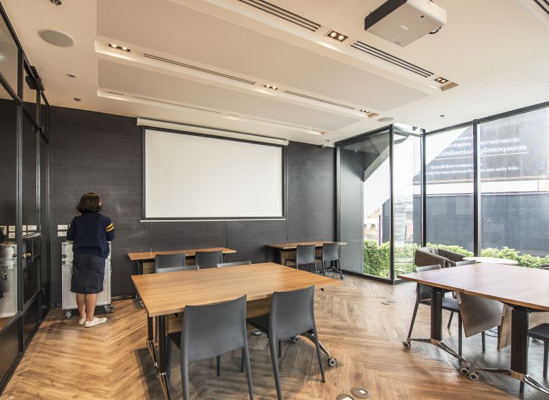 The Urban Office Chula-Samyan image 3