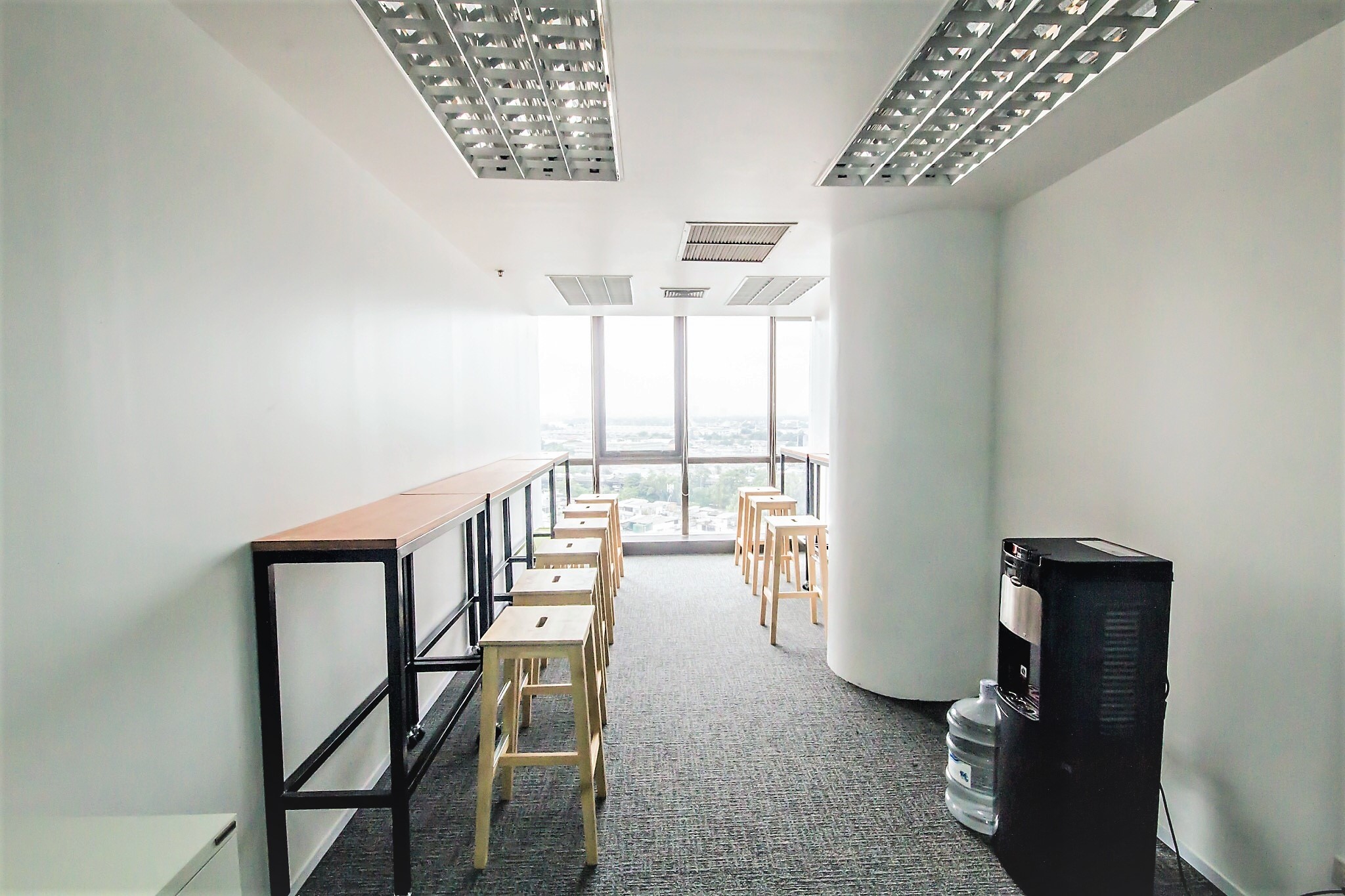Yu Serviced Office image 4