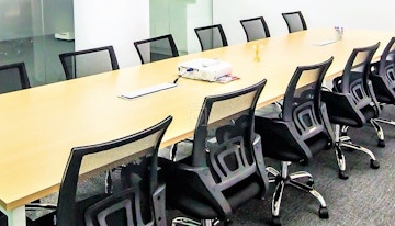 Yu Serviced Office image 1