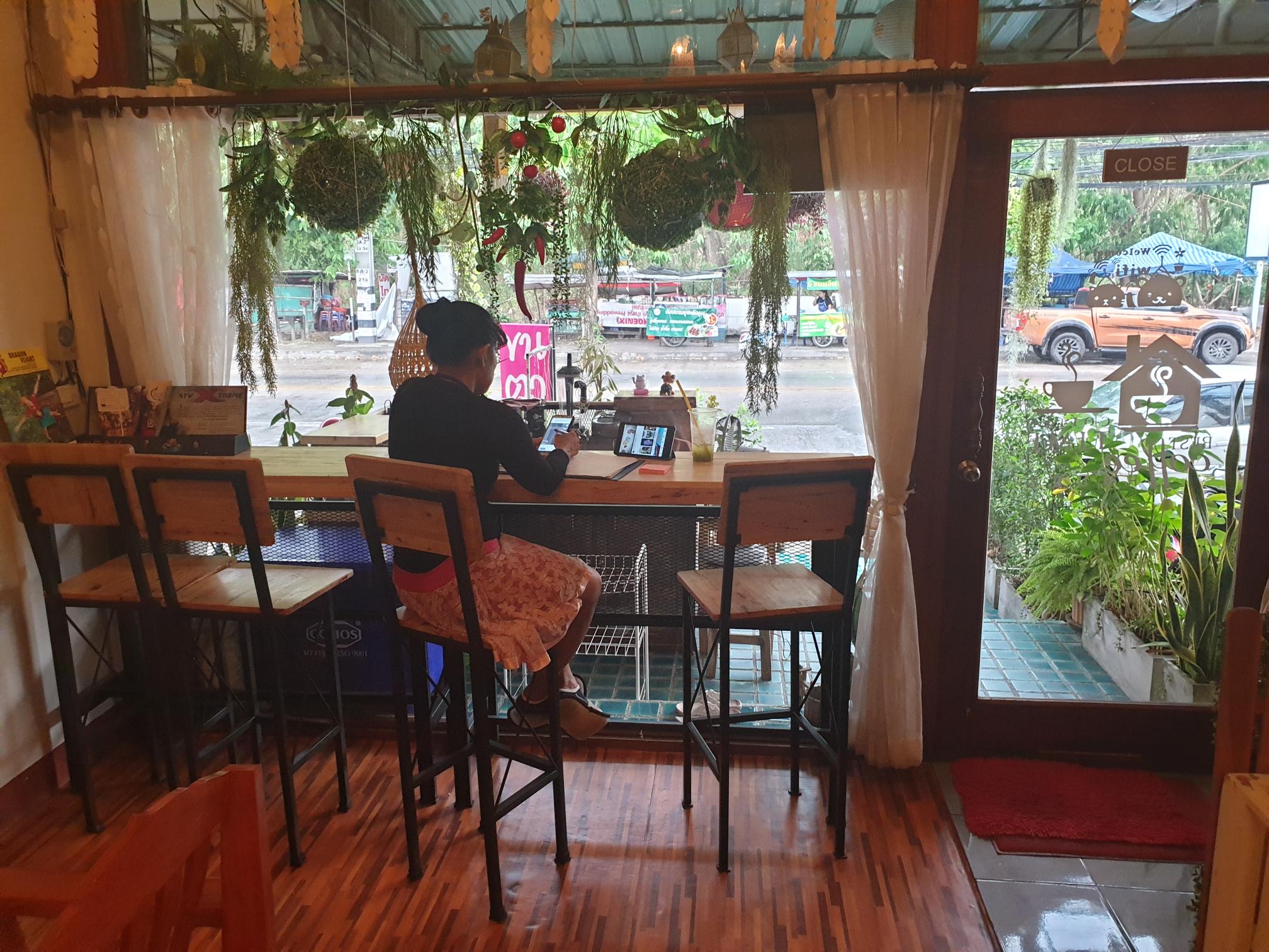 Best Coffee & Co-Working image 2