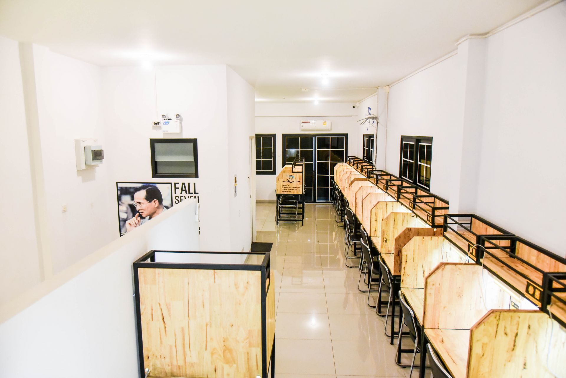 Early Bird Coworking & Study image 5