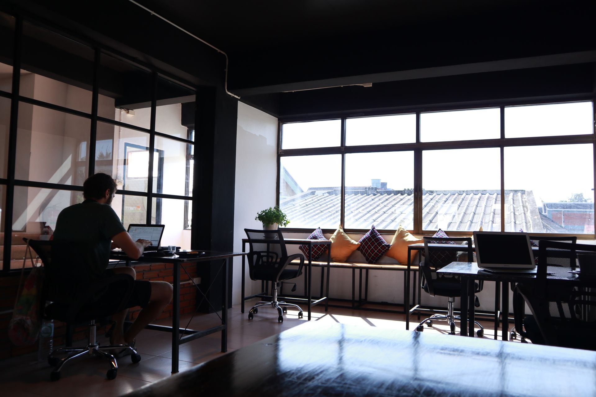 IN THE CITY Co-Living & Co-Working Space image 5