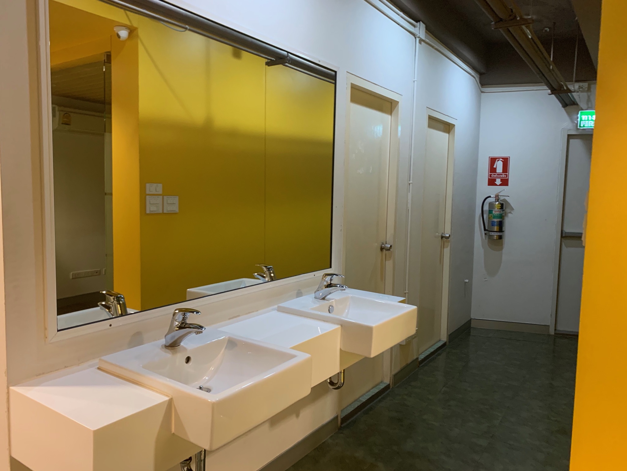 Co Working Space Success Sriracha image 5