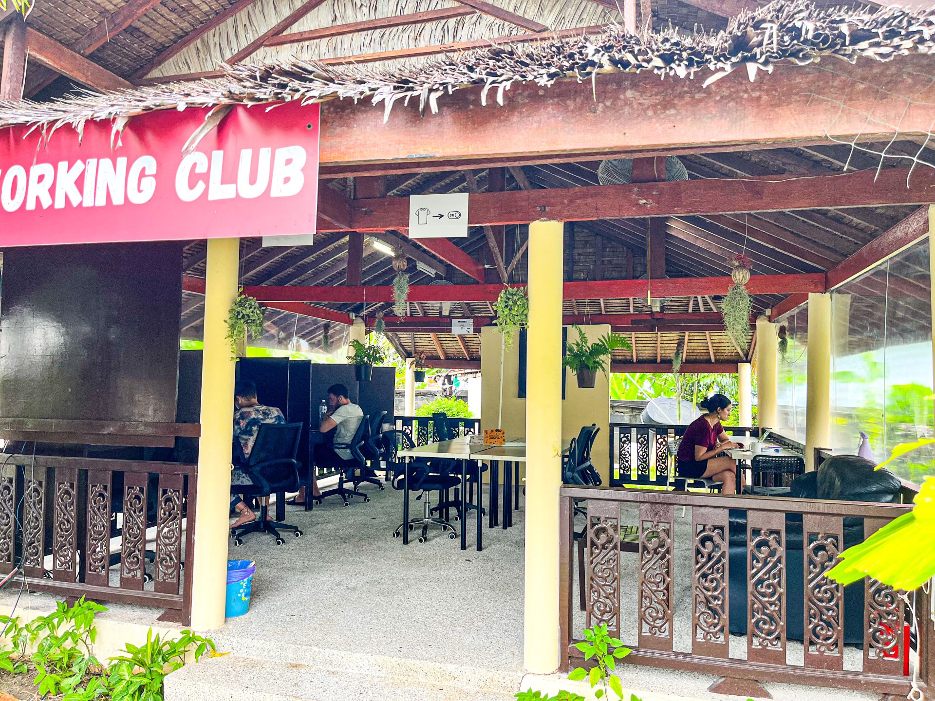 Organic Coworking Club - Amy Village image 3