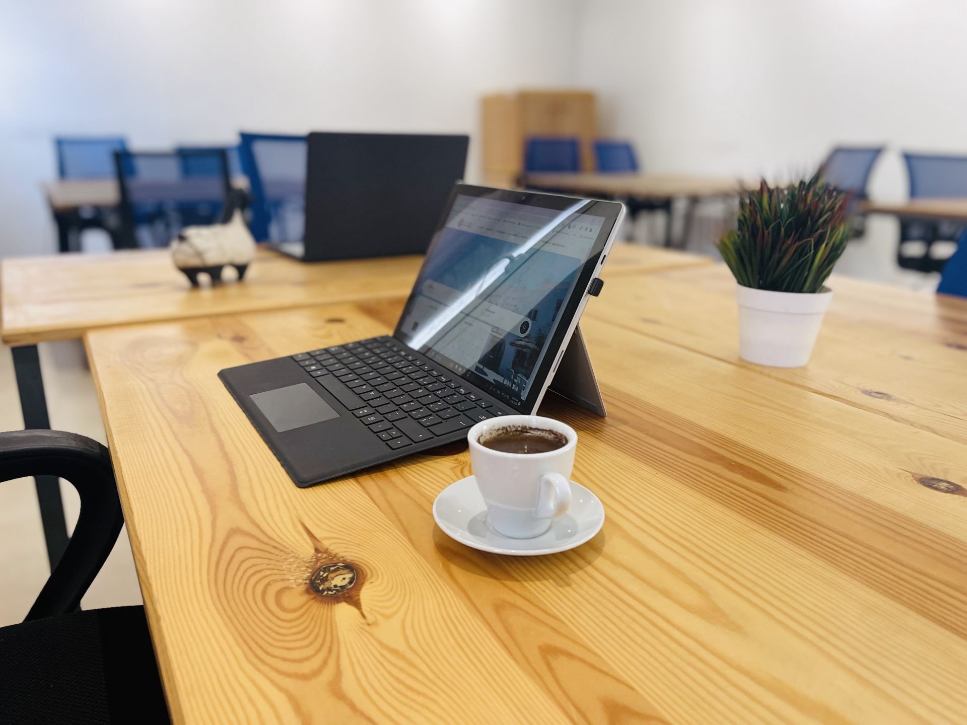 CoZi - Coworking Cafe image 3